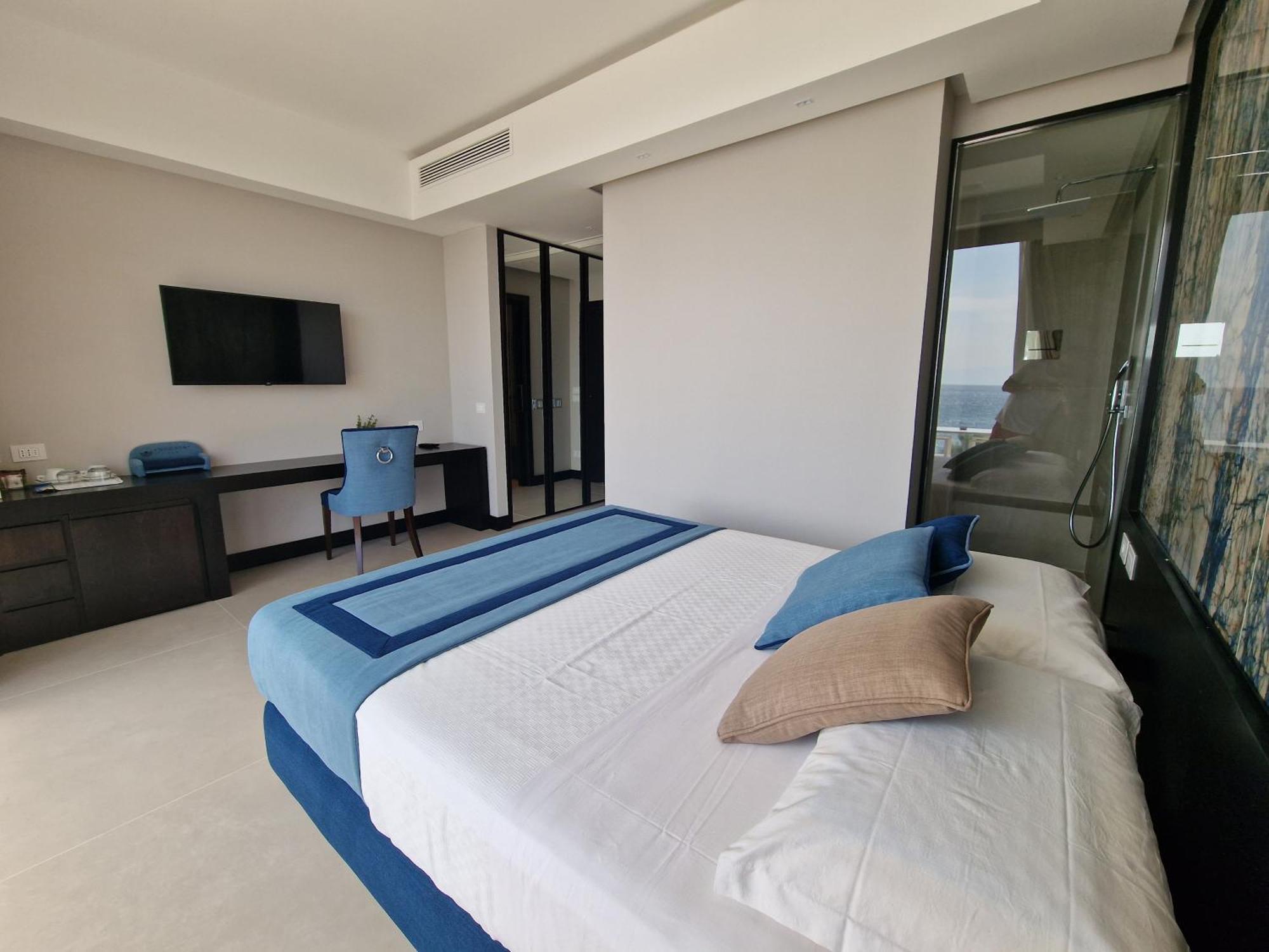 Ngonia Bay Boutique Hotel Milazzo Eksteriør billede