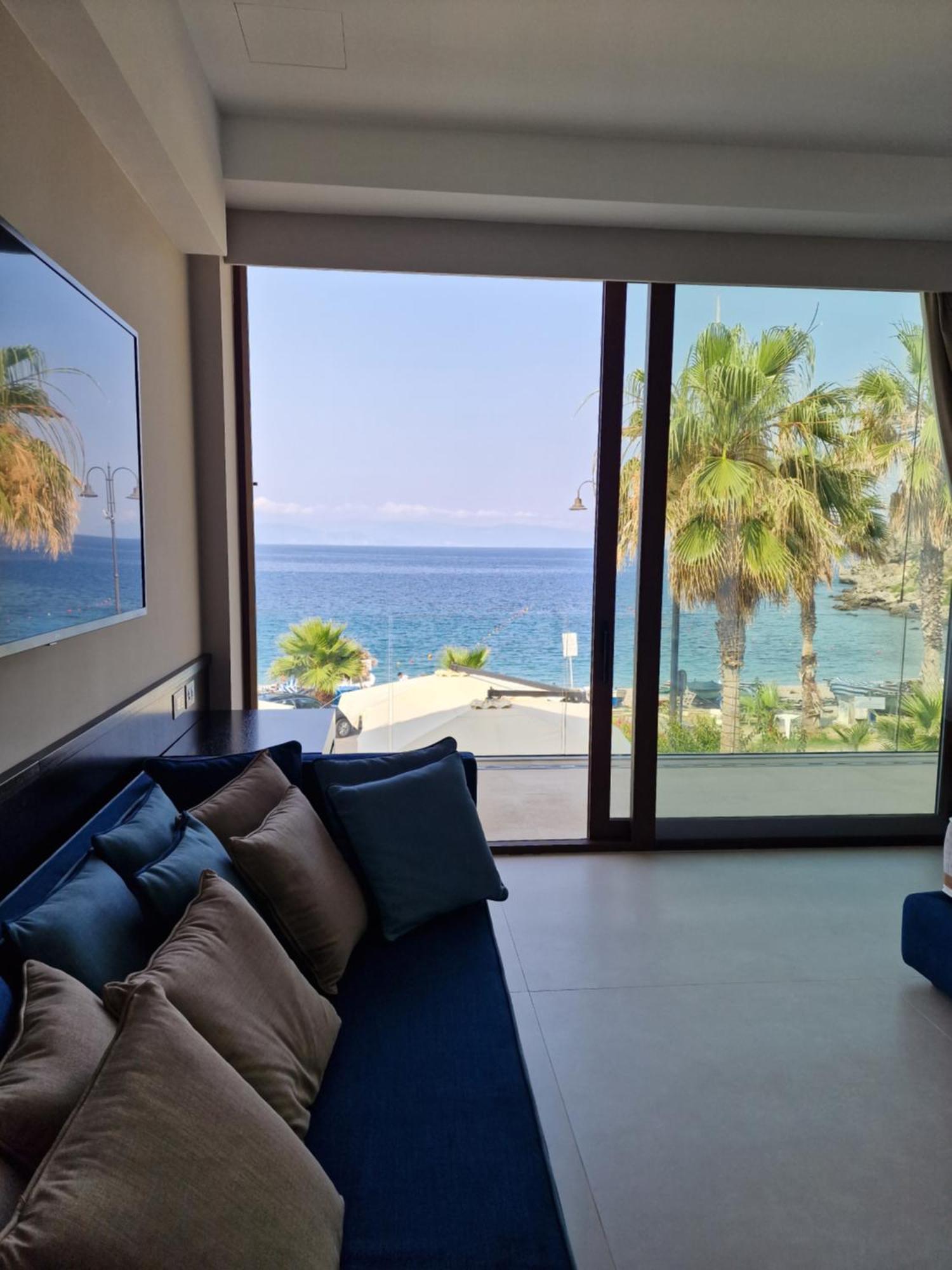 Ngonia Bay Boutique Hotel Milazzo Eksteriør billede