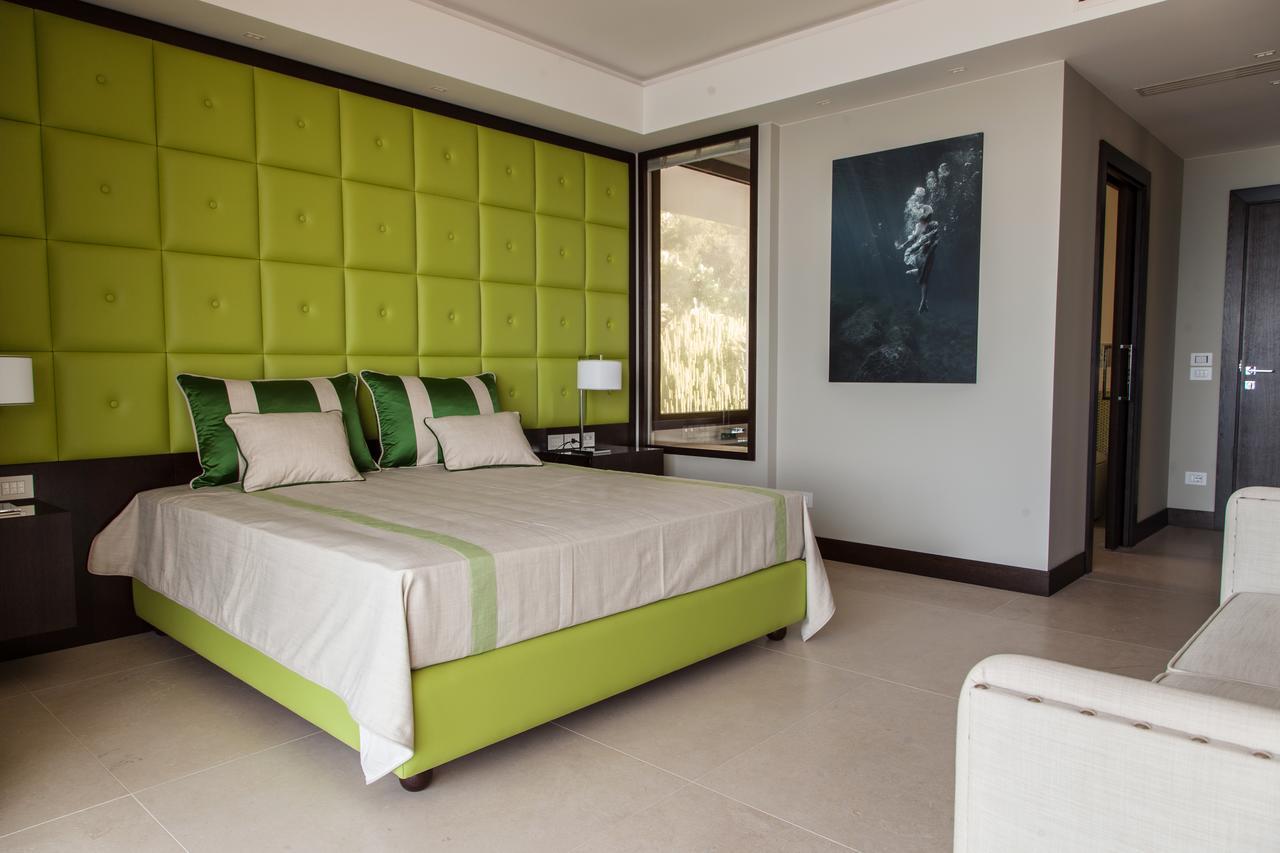Ngonia Bay Boutique Hotel Milazzo Eksteriør billede