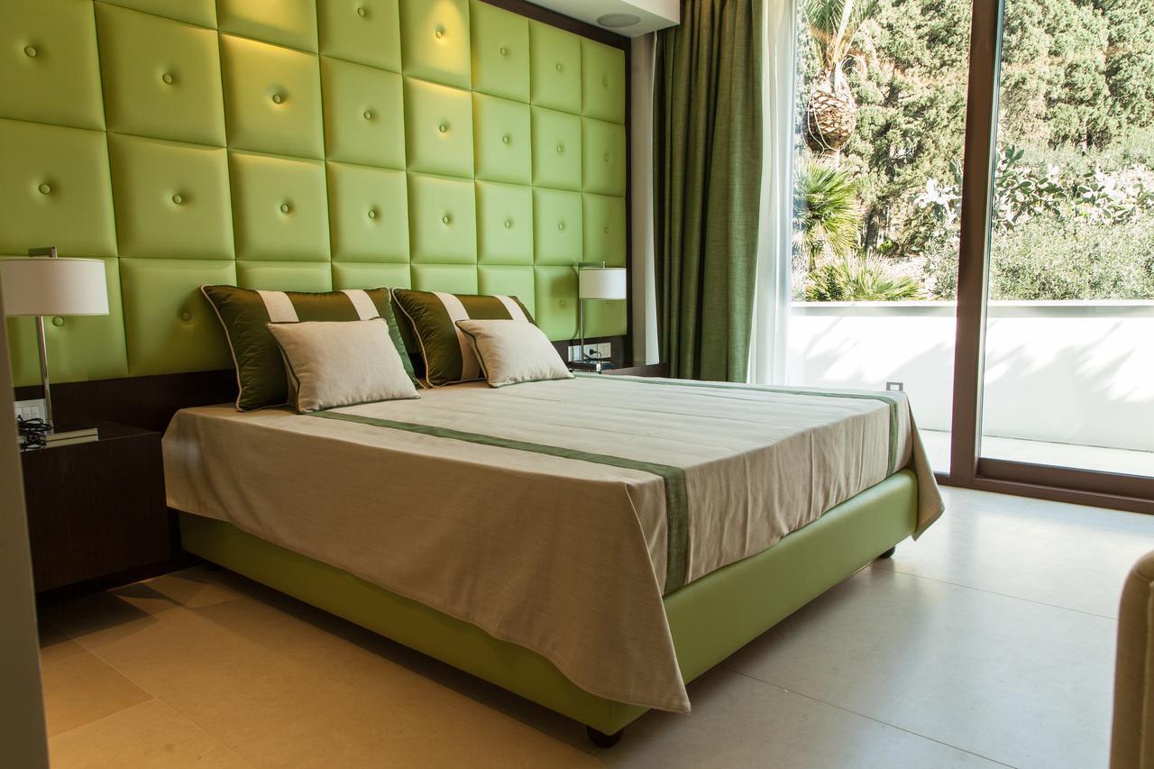 Ngonia Bay Boutique Hotel Milazzo Eksteriør billede