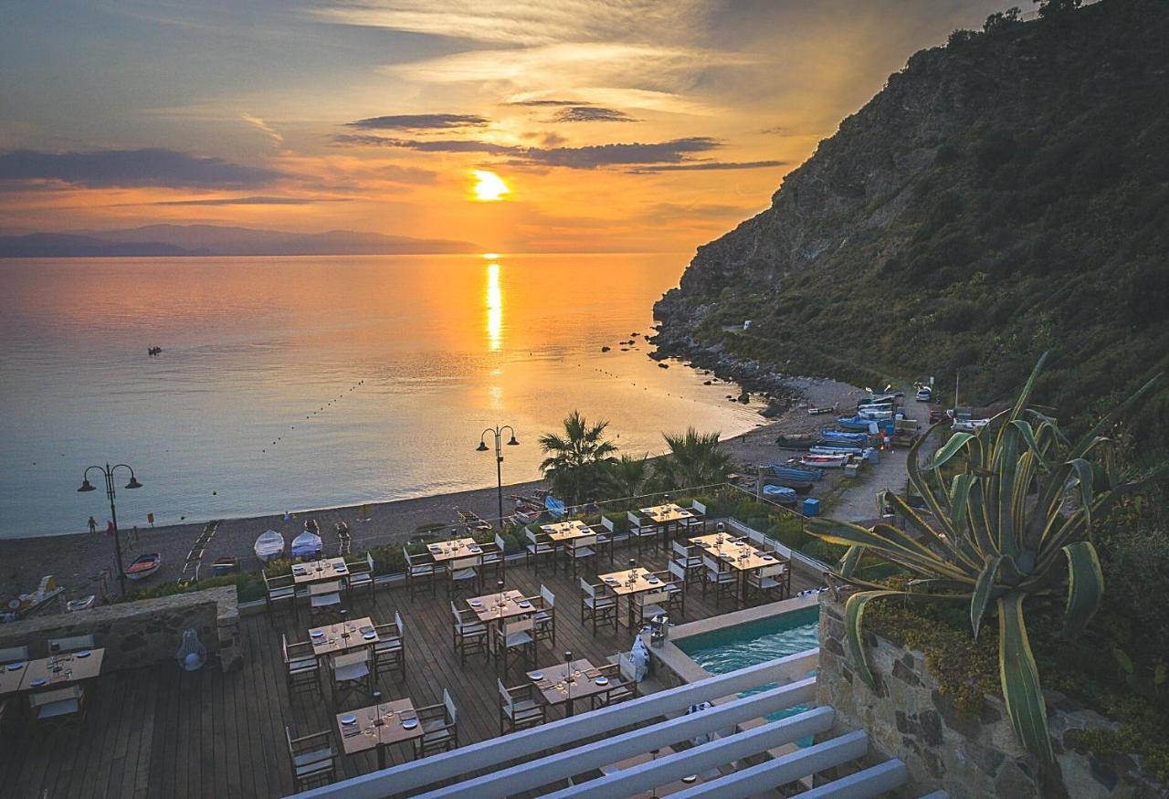 Ngonia Bay Boutique Hotel Milazzo Eksteriør billede