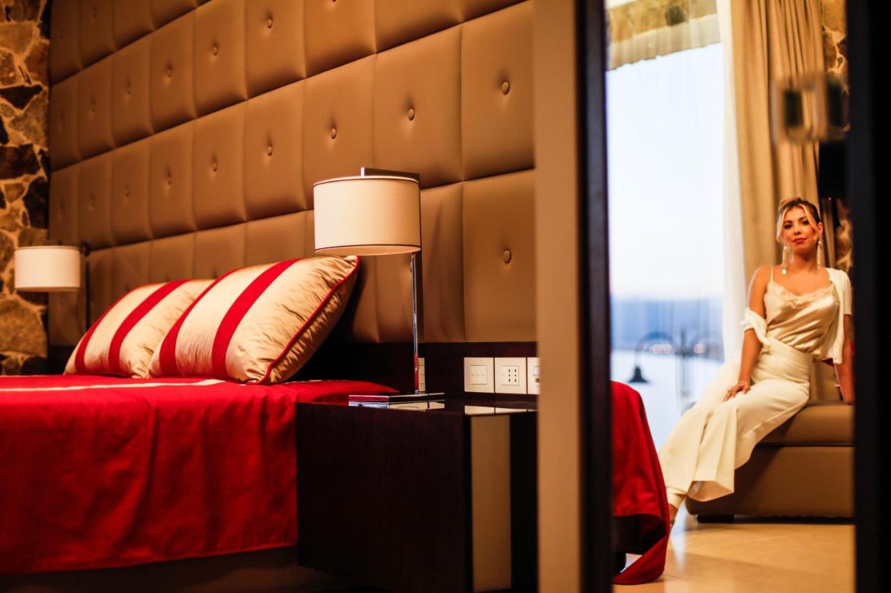 Ngonia Bay Boutique Hotel Milazzo Eksteriør billede